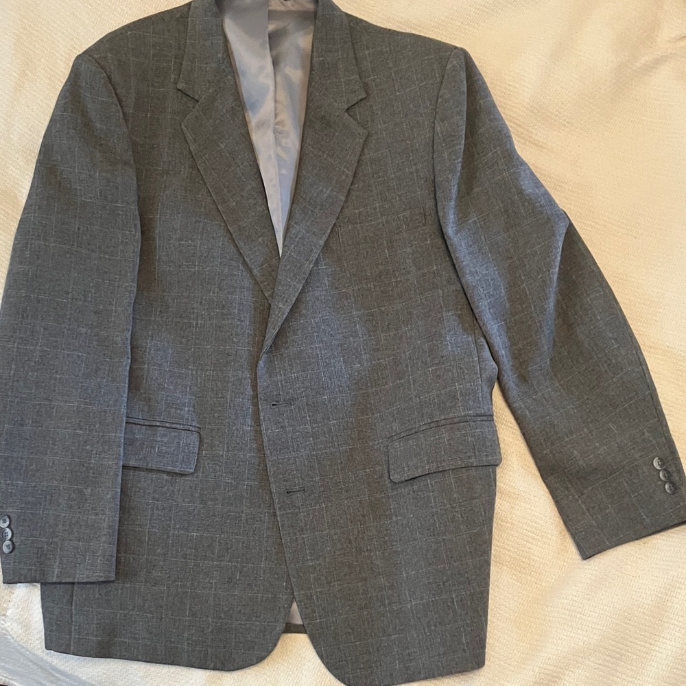 Haggar Gray Suit